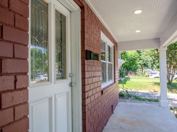 714 Four Mile Road, Alexandria VA 22305
