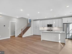 136 Pepperell Street, Alexandria VA 22304