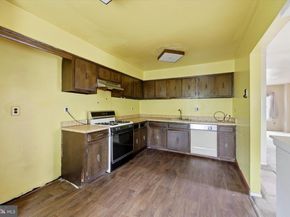8135 Lindbergh Boulevard, Philadelphia PA 19153