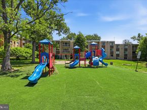 8002 Le Havre Place 12, Falls Church VA 22042