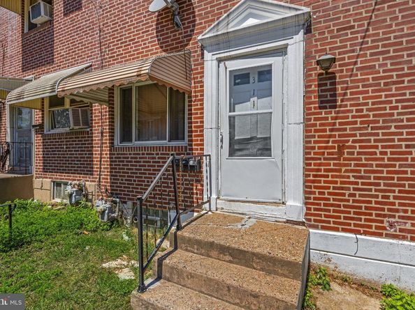 311 Fern Street, Darby PA 19023