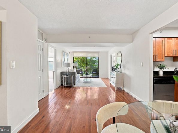 3401 38TH Street NW 316, Washington DC 20016