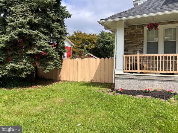 1017 Shelmire Avenue, Philadelphia PA 19111