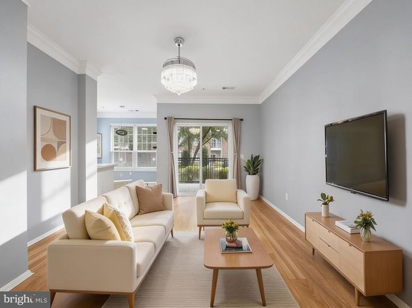 1550 Spring Gate Drive 8102, Mclean VA 22102