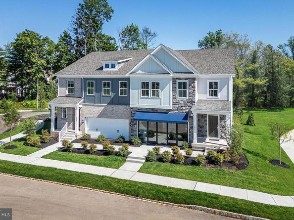1815 Hemlock Court 11101, Maple Glen PA 19002