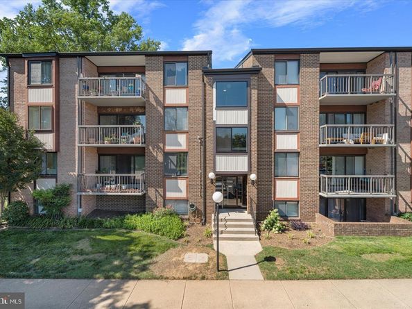 9730 Kingsbridge Drive 3, Fairfax VA 22031