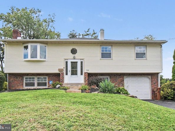 24 School, Willow Grove PA 19090