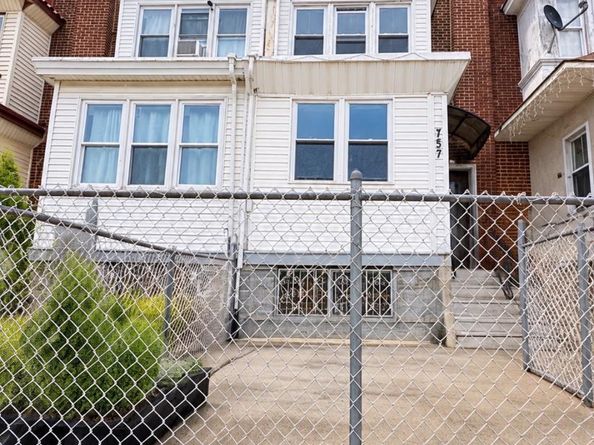 757 Garland Street, Philadelphia PA 19124
