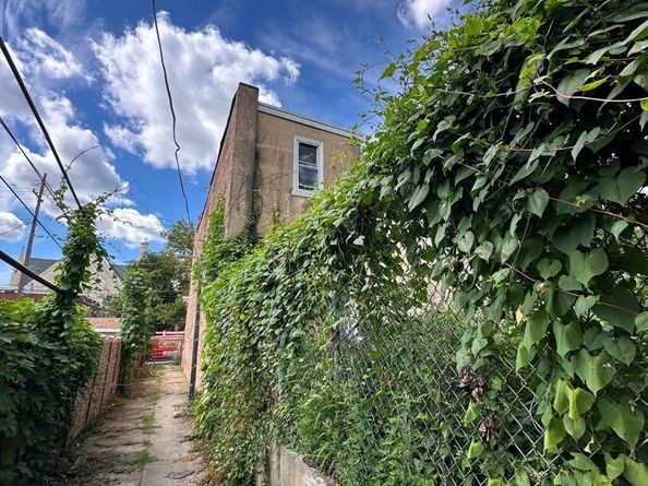3815 N Park Avenue, Philadelphia PA 19140