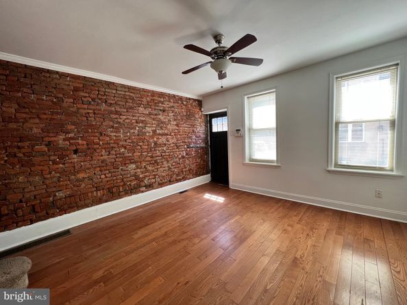 2654 Agate Street, Philadelphia PA 19125