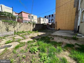 2654 Agate Street, Philadelphia PA 19125