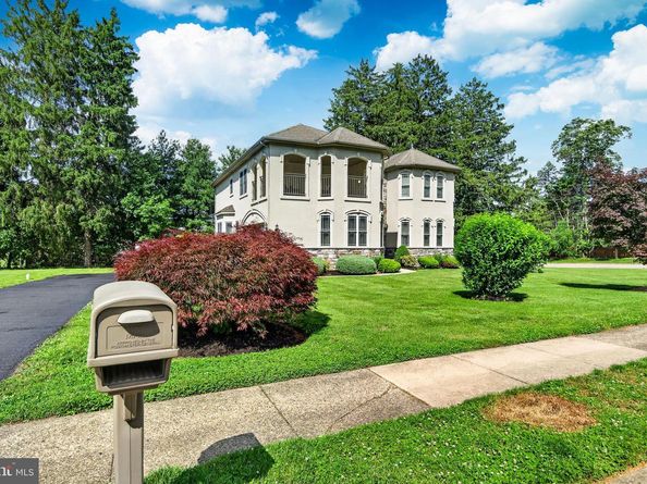 261 Pheasant Drive, Huntingdon Valley PA 19006