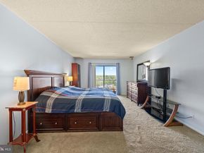 20933 Valley Forge Circle 933, King Of Prussia PA 19406