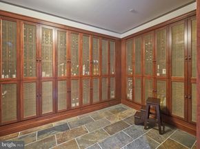 130 S 18TH Street 703, Philadelphia PA 19103