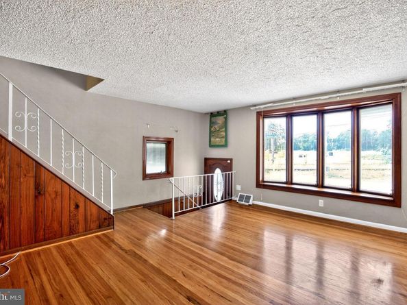 8951 Ashton Road, Philadelphia PA 19136