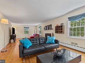 1007 Westbriar Drive NE, Vienna VA 22180