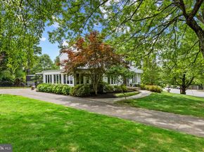 1007 Westbriar Drive NE, Vienna VA 22180