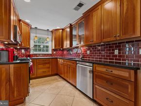 1007 Westbriar Drive NE, Vienna VA 22180