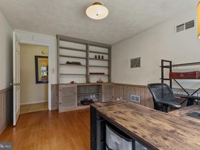 1007 Westbriar Drive NE, Vienna VA 22180