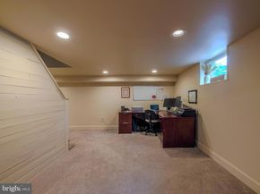 214 Parkview Drive, Broomall PA 19008