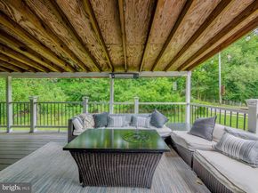 214 Parkview Drive, Broomall PA 19008