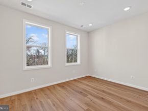 4971 Lachlan Mews, Alexandria VA 22304
