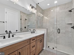 4971 Lachlan Mews, Alexandria VA 22304