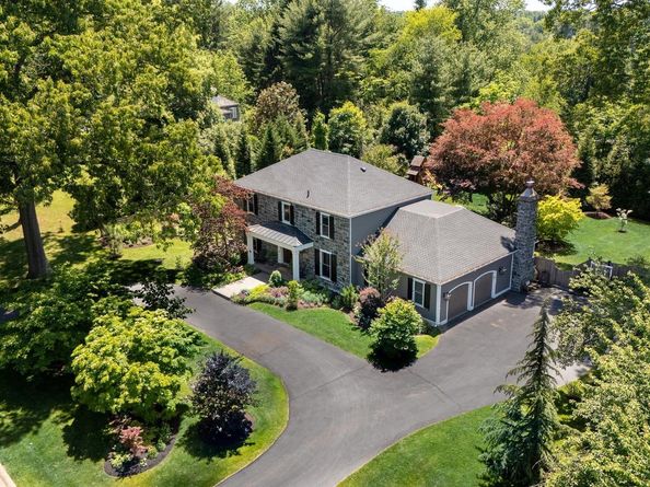 721 Governor Circle, Newtown Square PA 19073