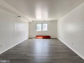 7525 Calvert Street, Philadelphia PA 19152