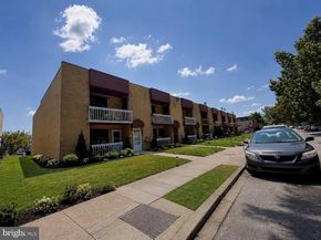 7525 Calvert Street, Philadelphia PA 19152