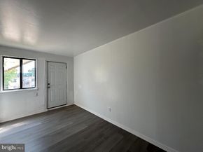 7525 Calvert Street, Philadelphia PA 19152