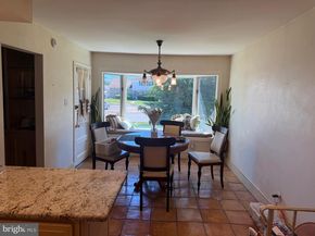 123 Almatt Drive, Philadelphia PA 19115