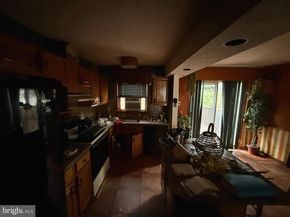 6110 Hawthorne Street, Philadelphia PA 19135