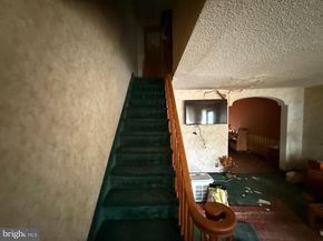 6110 Hawthorne Street, Philadelphia PA 19135