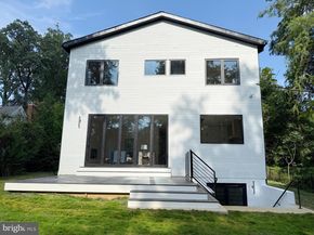 8908 Mohawk Lane, Bethesda MD 20817