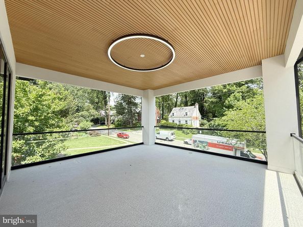 8908 Mohawk Lane, Bethesda MD 20817