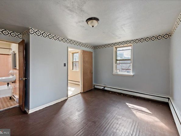 6126 Bingham Street, Philadelphia PA 19111