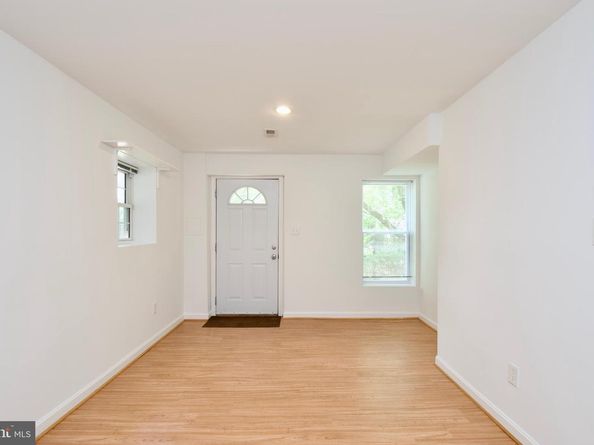 297 E Raymond Avenue E, Alexandria VA 22301