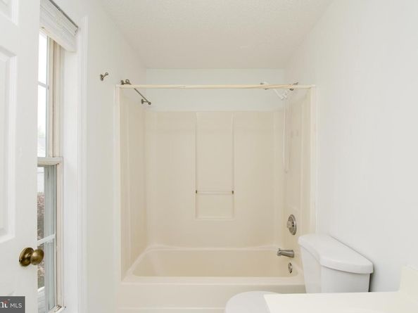 297 E Raymond Avenue E, Alexandria VA 22301