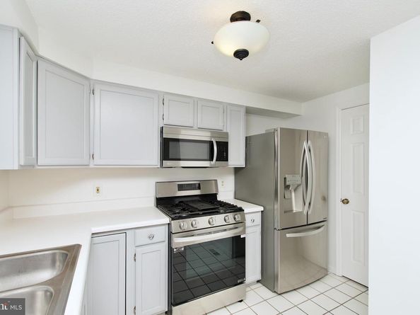 297 E Raymond Avenue E, Alexandria VA 22301