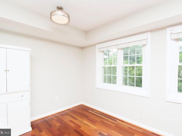 3106 Ravensworth Place, Alexandria VA 22302