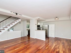 3106 Ravensworth Place, Alexandria VA 22302