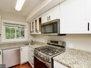 3106 Ravensworth Place, Alexandria VA 22302