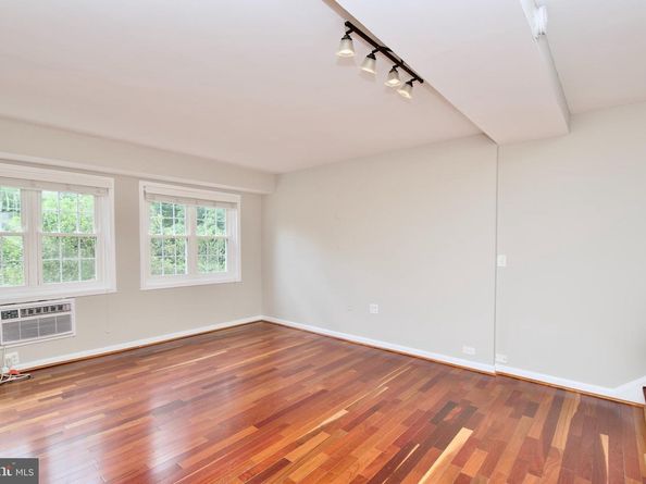 3106 Ravensworth Place, Alexandria VA 22302