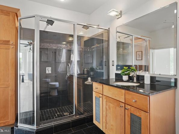 136 R Street NE, Washington DC 20002