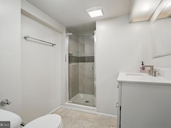 136 R Street NE, Washington DC 20002