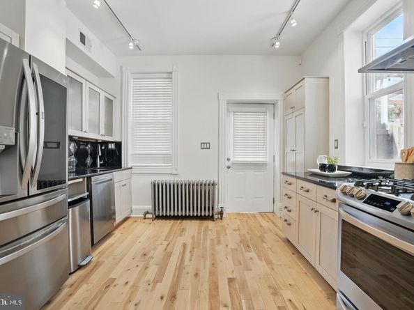 136 R Street NE, Washington DC 20002