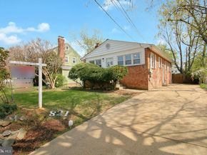 821 S Monroe Street, Arlington VA 22204
