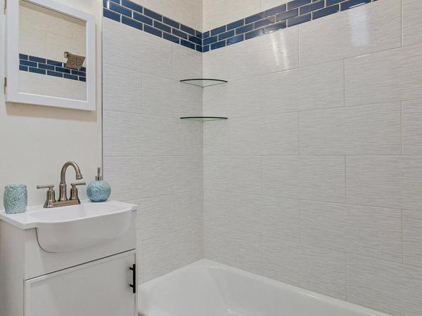 821 S Monroe Street, Arlington VA 22204