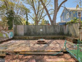821 S Monroe Street, Arlington VA 22204